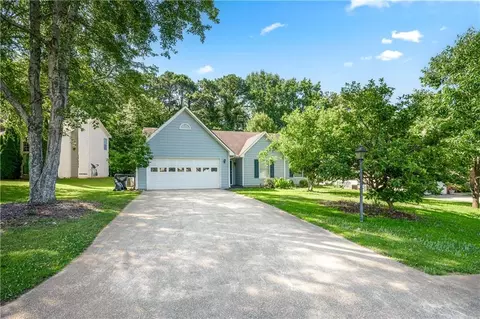 3130 Bugle Dr, Duluth, GA 30096 photo 2
