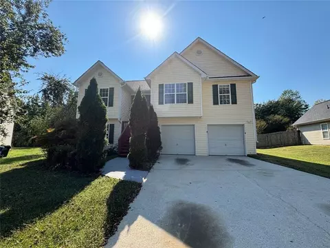 4090 Brushymill Ct, Loganville, GA 30052