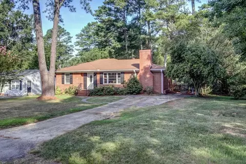 2213 Clearwater Dr SE, Marietta, GA 30067
