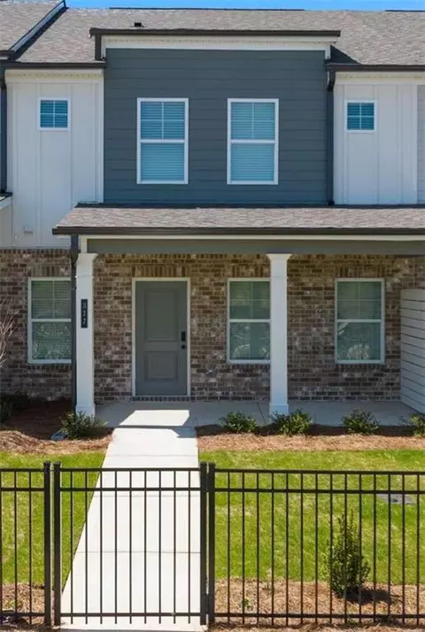 377 South Pt #13, Mcdonough, GA 30253