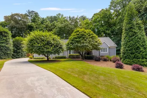 5520 Arundel Dr, Atlanta, GA 30327