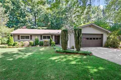 3267 Mountain Hollow Dr, Marietta, GA 30062