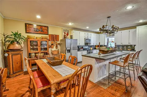 3230 Haddon Hall Dr, Buford, GA 30519 photo 17