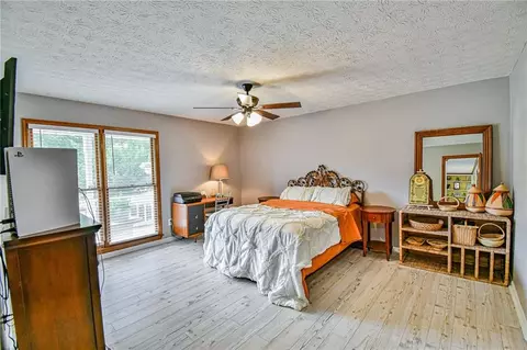 3230 Haddon Hall Dr, Buford, GA 30519 photo 8