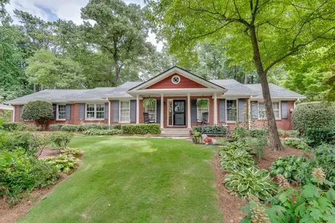 1423 Vista Leaf Dr, Decatur, GA 30033