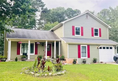 3587 Chinaberry Ln, Snellville, GA 30039