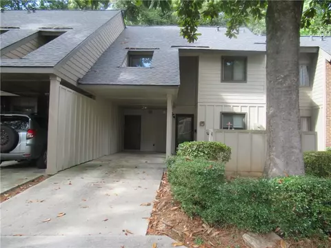 887 Cedar Canyon Sq SE, Marietta, GA 30067