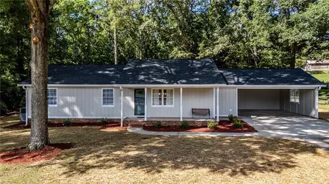 370 Pleasant Hope Rd SE, Silver Creek, GA 30173