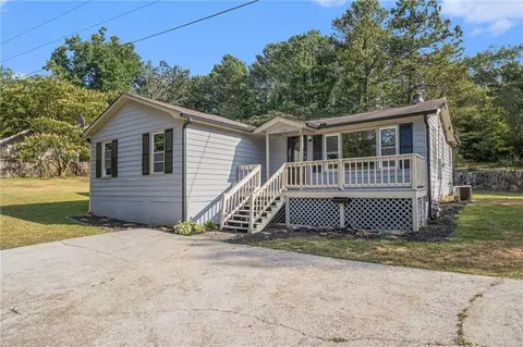 132 Old Sudie Rd, Hiram, GA 30141