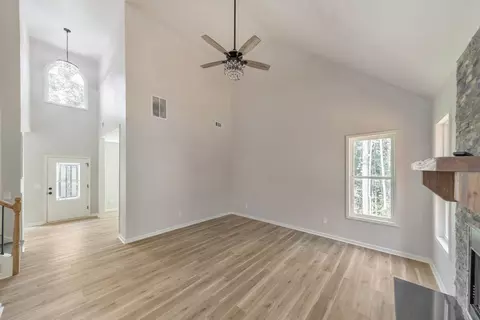 219 Belington Cir, Jackson, GA 30233 photo 17