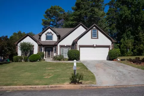 6854 Gledhill Way, Stone Mountain, GA 30087