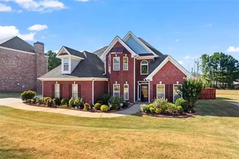 1116 Rowanshyre Cir, Mcdonough, GA 30253