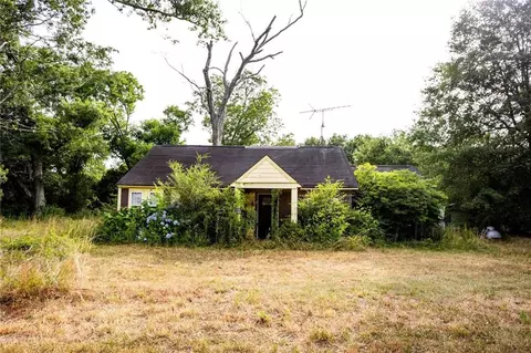 5239 Hawkins Academy Rd, Social Circle, GA 30025