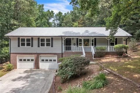 610 Silver Trace Ct, Woodstock, GA 30189