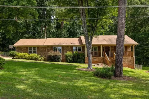 5210 Lost Dutchman Dr, Lithonia, GA 30038