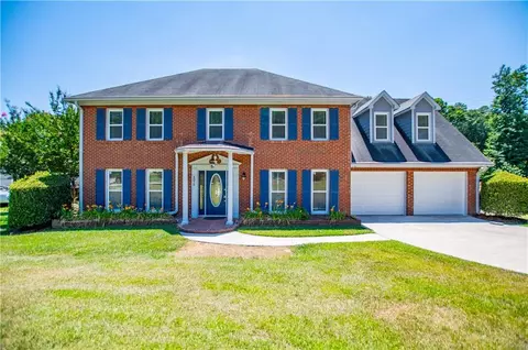 4075 Lakeland Hills Dr, Douglasville, GA 30134
