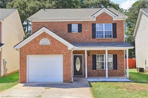 502 Shadowmoore Dr, Riverdale, GA 30274