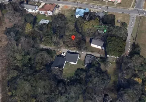 8 E 15th St SW, Rome, GA 30161