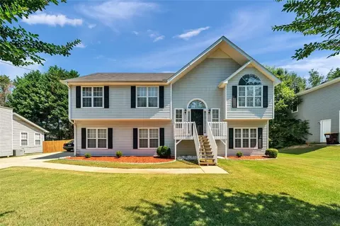 1537 Roberts Dr SE, Mableton, GA 30126