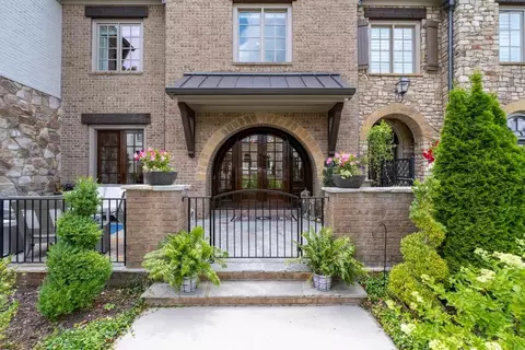 119 Lily Garden Pl, Alpharetta, GA 30009