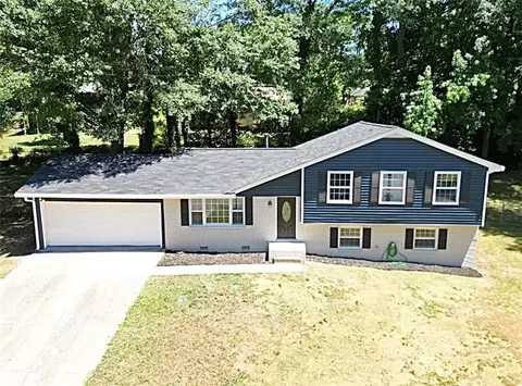 8318 Attica Ct, Jonesboro, GA 30238