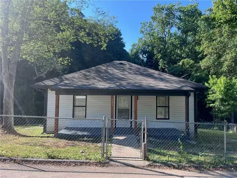 131 Teasley St, Canton, GA 30114