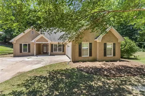 9239 Scarlett Dr SW, Covington, GA 30014