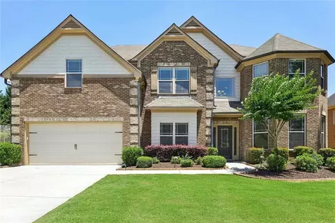 1951 Acorn Ln, Dacula, GA 30019