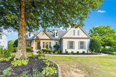 3895 Heritage Crest Pkwy, Buford, GA 30519