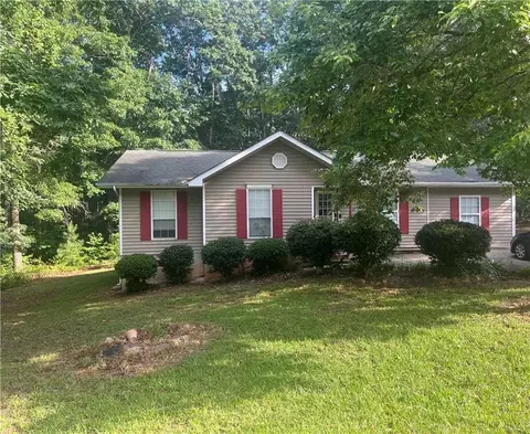 3319 Thousand Oaks Dr, Gainesville, GA 30507