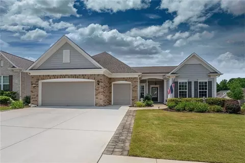 300 Burberry Ct, Griffin, GA 30223