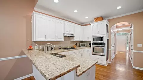 18 River Birch Cir, Euharlee, GA 30145 photo 11