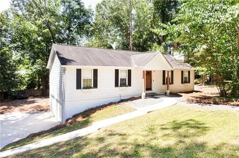 2266 Turtle Club Dr NE, Marietta, GA 30066