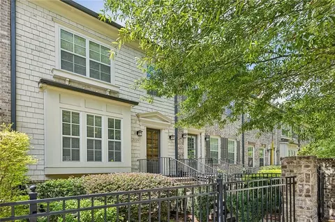2426 Gatebury Cir, Atlanta, GA 30341