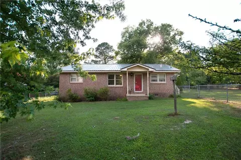 197 Brookline Cir SE, Calhoun, GA 30701