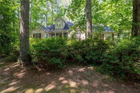1850 Lake George Dr, Lithia Springs, GA 30122