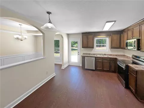 821 Bethany Estates Dr, Monroe, GA 30655 photo 6