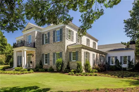 3848 Sweet Bottom Dr, Duluth, GA 30096 photo 2