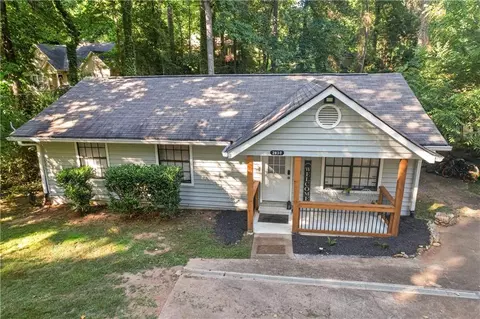2830 Lanier Beach South Rd, Cumming, GA 30041