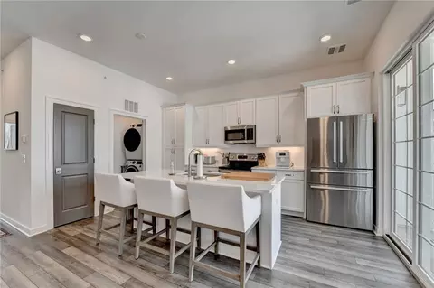 123 Devore Rd #202, Alpharetta, GA 30009 photo 5