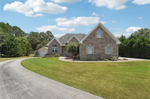 1293 Glenbrooke Cv, Lawrenceville, GA 30045