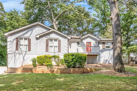 160 Jans Mdws, Stockbridge, GA 30281