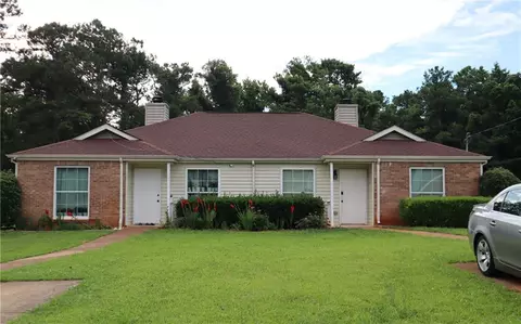 647 Greenvale Rd, Lawrenceville, GA 30043