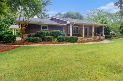 3322 Pate Dr, Snellville, GA 30078