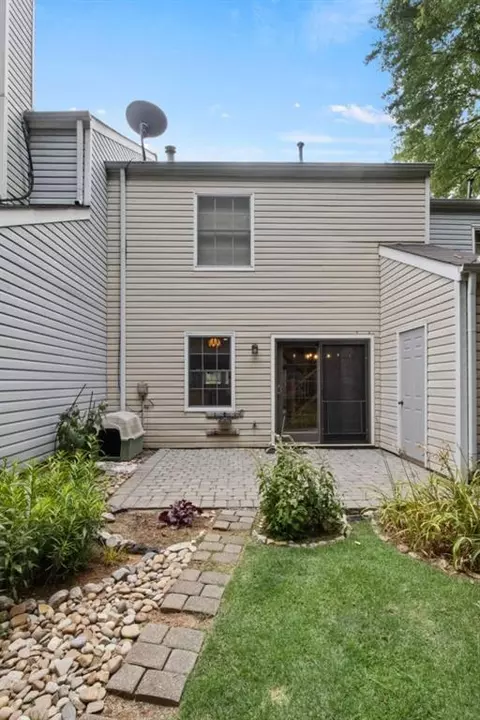 2881 Dresden Square Dr, Chamblee, GA 30341 photo 34