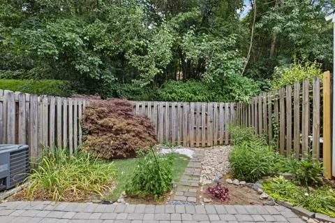 2881 Dresden Square Dr, Chamblee, GA 30341 photo 35