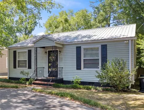 721 Charlton St, Rome, GA 30165