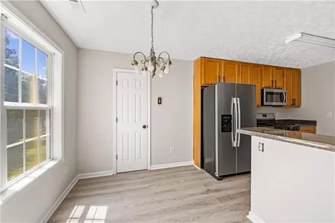 3515 Oakleigh Dr, Rex, GA 30273 photo 8