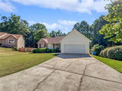 663 River Valley Dr, Jonesboro, GA 30238