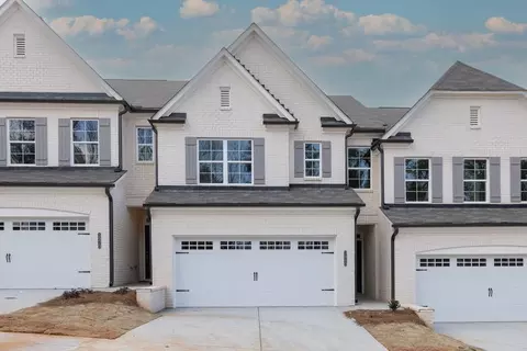 4005 Cavalier Way, Duluth, GA 30097 photo 2